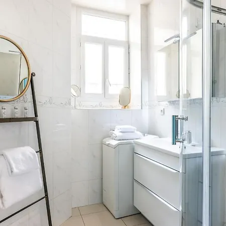 Modern & Cosy Flat - 4 Guests Near Eiffel Tower Apartment Paris